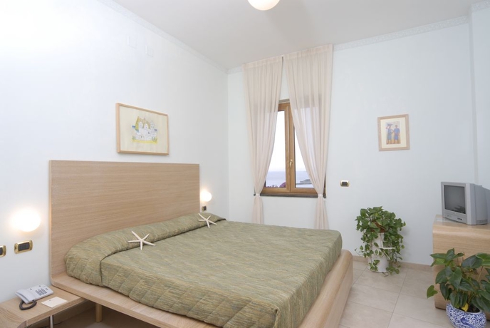 Imagen general del Hotel Villa Carolina. Foto 12