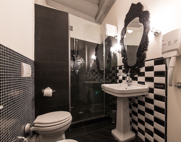 Imagen de la habitación del Hotel Villa Casagrande Resort and Spa. Foto 14