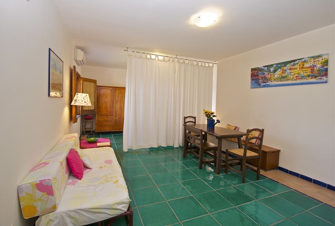 Imagen de la habitación del Hotel Villa Casale. Foto 16