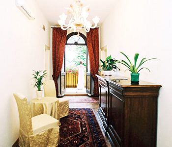 Imagen de los interiores del Hotel Villa Casanova, Venecia. Foto 17