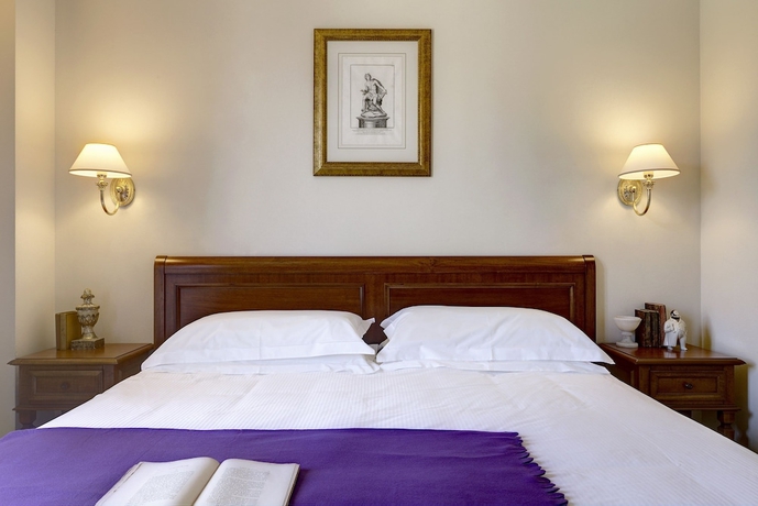 Imagen de la habitación del Hotel Villa Cattani Stuart Xvii Secolo. Foto 6