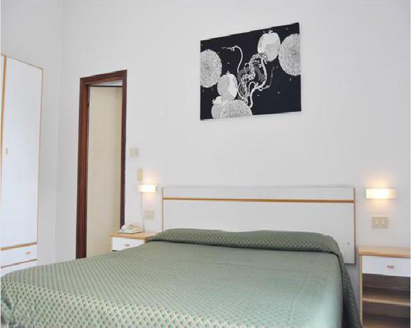 Imagen de la habitación del Hotel Villa Cavalli. Foto 5