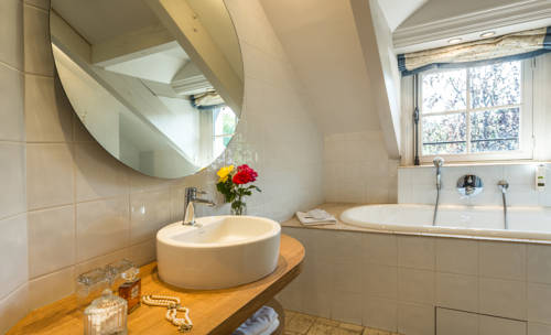 Imagen de la habitación del Hotel Villa Cécile. Foto 5