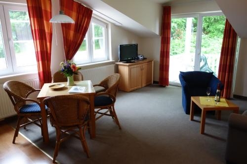 Imagen de la habitación del Hotel Villa Celia. Foto 9