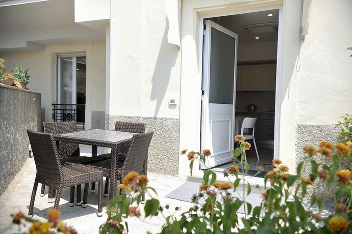 Imagen de la habitación del Hotel Villa Centa. Foto 10
