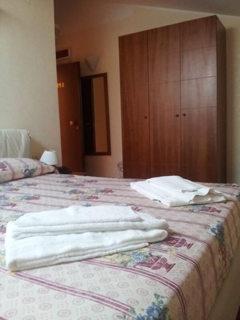Imagen de la habitación del Hotel Villa Cerelis. Foto 9