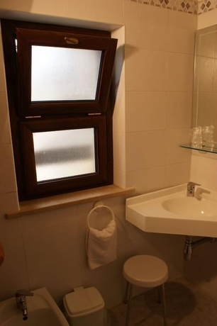 Imagen de la habitación del Hotel Villa Cerelis. Foto 13