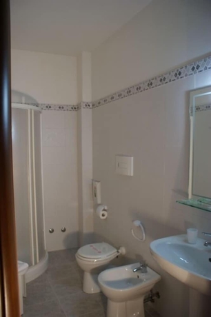 Imagen de la habitación del Hotel Villa Cerelis. Foto 15