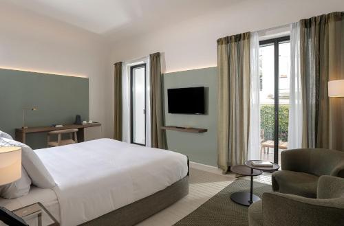 Imagen de la habitación del Hotel Villa Certosa Boutique Capri. Foto 19