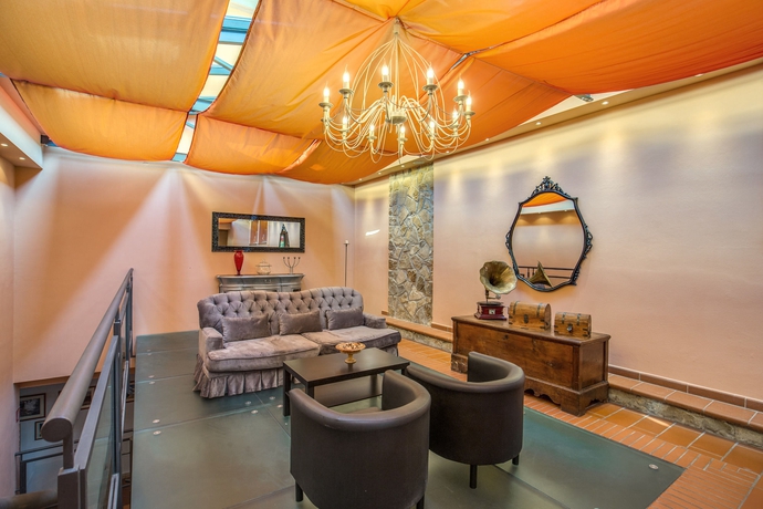 Imagen de los interiores del Hotel Villa Cesi. Foto 15