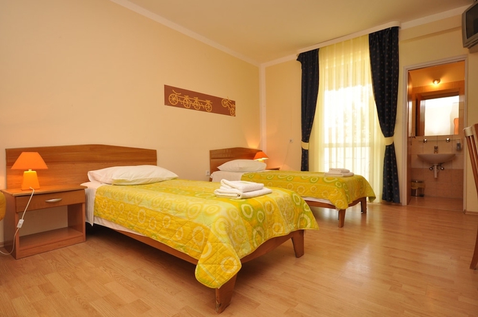 Imagen de la habitación del Hotel Villa Cezar. Foto 5