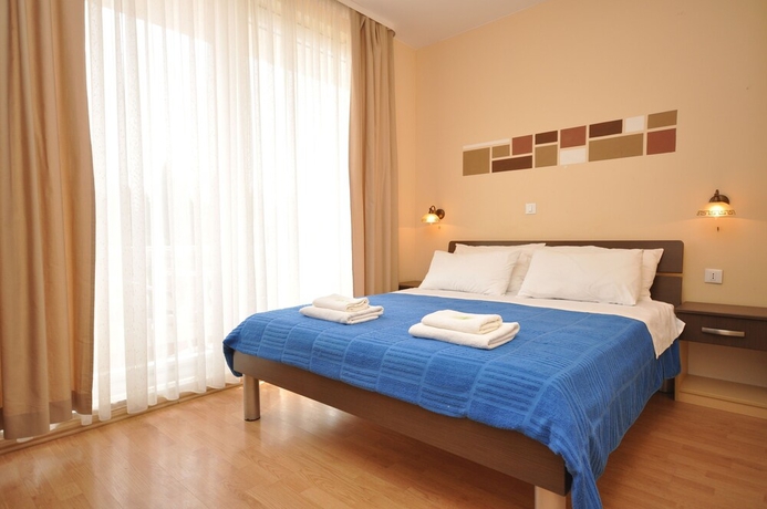 Imagen de la habitación del Hotel Villa Cezar. Foto 7