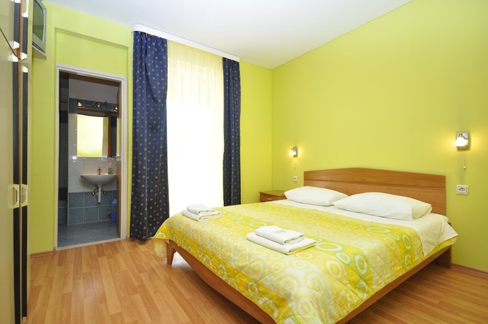 Imagen de la habitación del Hotel Villa Cezar. Foto 9
