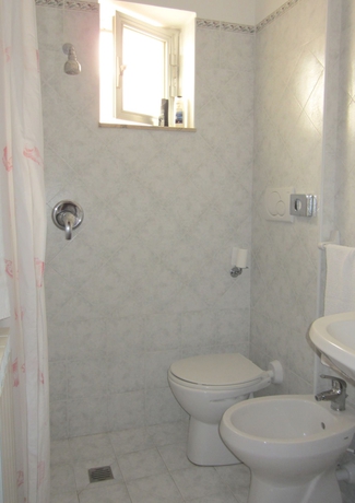 Imagen de la habitación del Hotel Villa Chiara. Foto 5