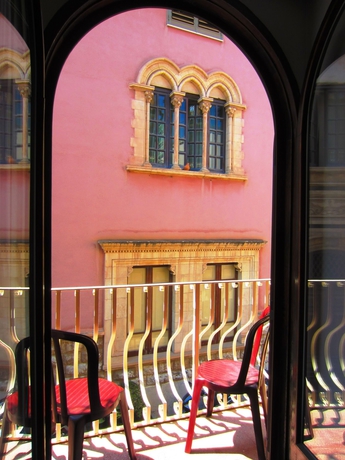 Imagen de los exteriores del Hotel Villa Chiara. Foto 9