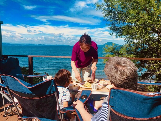 Imagen de los exteriores del Hotel Villa Chillon. Foto 31