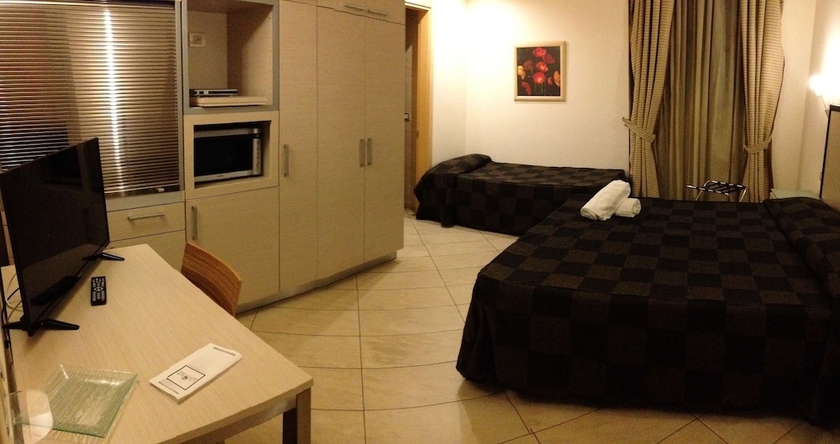 Imagen de la habitación del Hotel Villa Cibele. Foto 8