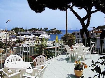 Imagen de los exteriores del Hotel Villa Ciccio, Ischia. Foto 3