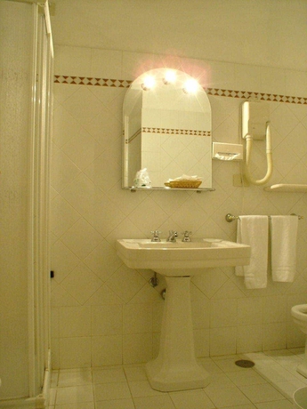 Imagen de la habitación del Hotel Villa Ciconia. Foto 4