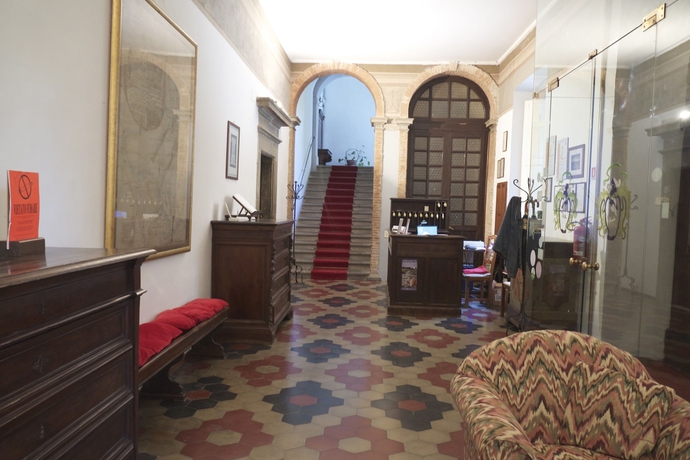Imagen de los interiores del Hotel Villa Ciconia. Foto 16