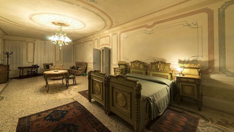 Imagen de la habitación del Hotel Villa Cigolotti. Foto 16