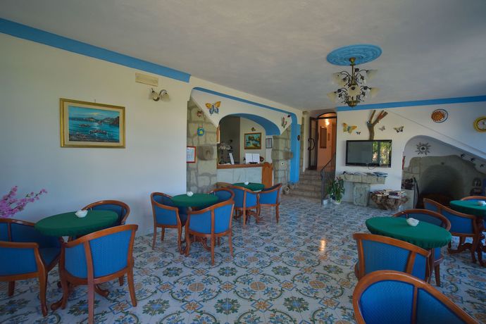 Imagen de los interiores del Hotel Villa Cimmentorosso. Foto 18