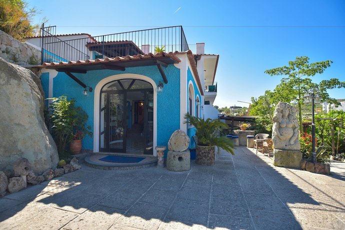 Imagen de los interiores del Hotel Villa Cimmentorosso. Foto 19