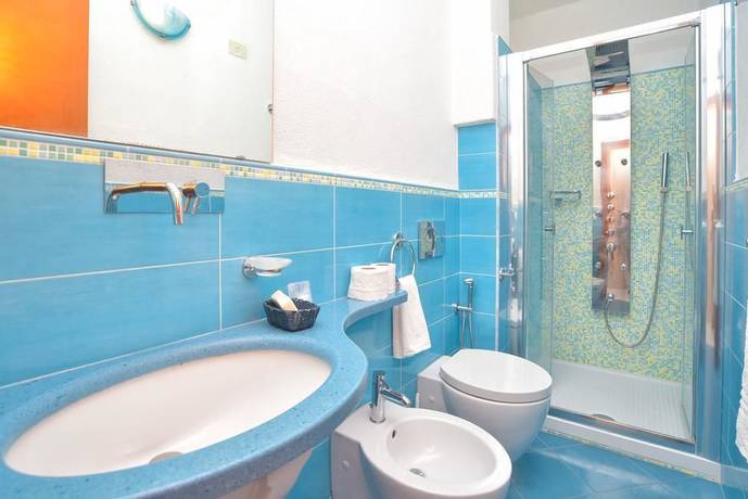 Imagen de la habitación del Hotel Villa Cimmentorosso. Foto 5