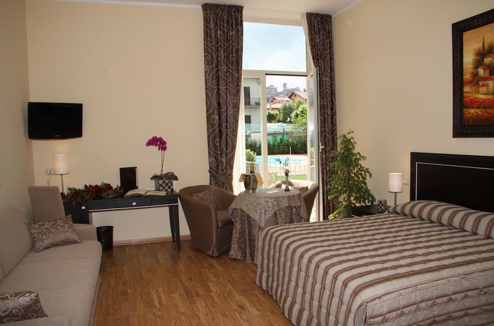 Imagen de la habitación del Hotel Villa Cinzia. Foto 5