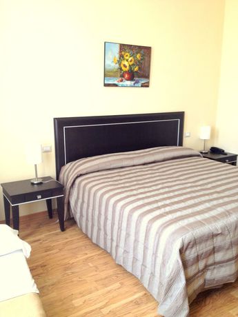 Imagen de la habitación del Hotel Villa Cinzia. Foto 14