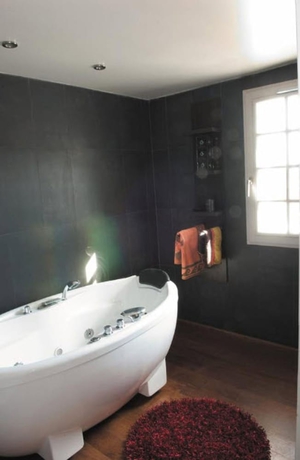 Imagen de la habitación del Hotel Villa Clara, Anglet. Foto 6