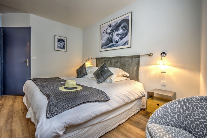 Imagen de la habitación del Hotel Villa Claudia. Foto 4