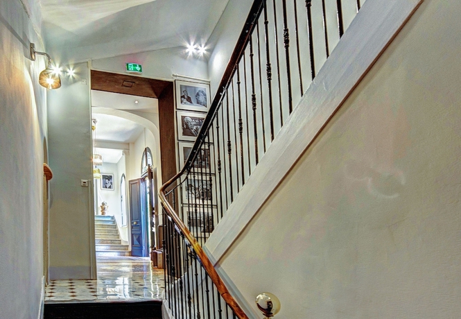 Imagen de los interiores del Hotel Villa Claudia. Foto 17