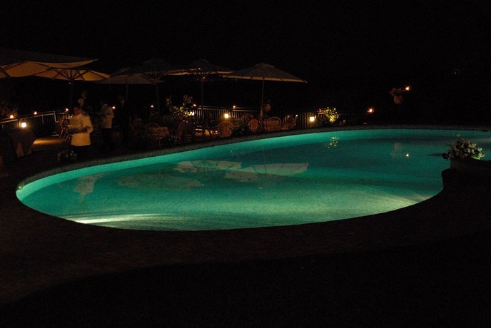 Imagen de la piscina del Hotel Villa Clodia. Foto 11