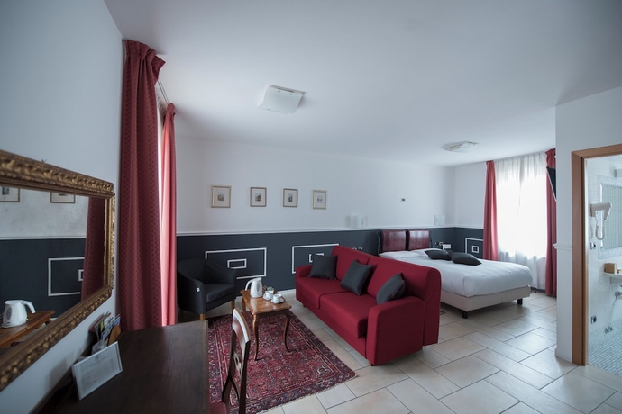 Imagen de la habitación del Hotel Villa Colico. Foto 2