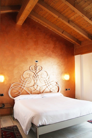 Imagen de la habitación del Hotel Villa Colico. Foto 9