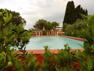 Imagen de la piscina del Hotel Villa Collina. Foto 25
