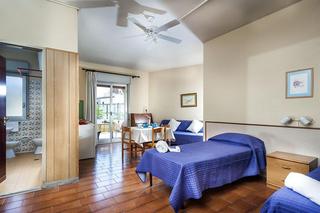 Imagen de la habitación del Hotel Villa Collina. Foto 13