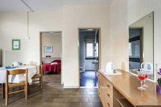 Imagen de la habitación del Hotel Villa Collina. Foto 14