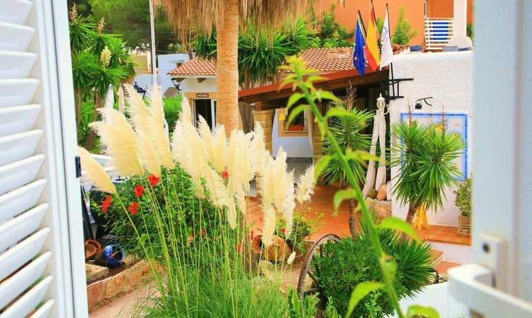 Imagen general del Hotel Villa Columbus. Foto 4