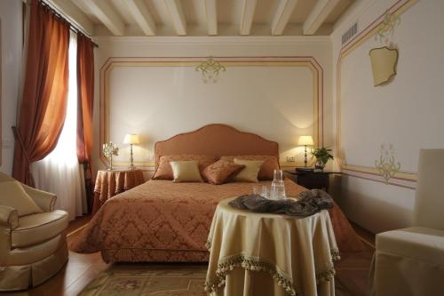 Imagen de la habitación del Hotel Villa Contarini Nenzi Hotel & Spa. Foto 9