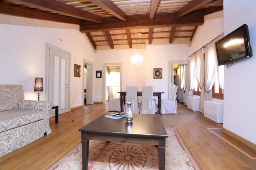 Imagen de la habitación del Hotel Villa Contarini Nenzi Hotel & Spa. Foto 10