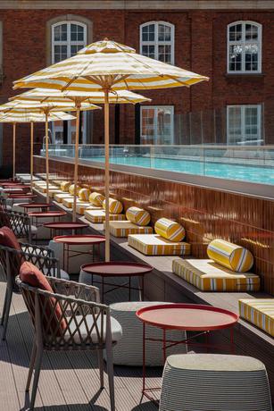 Imagen de la piscina del Hotel Villa Copenhagen. Foto 23