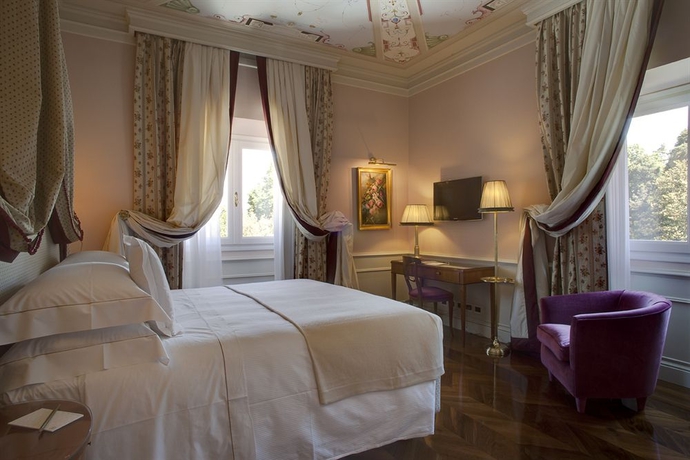 Imagen de la habitación del Hotel Villa Cora. Foto 7