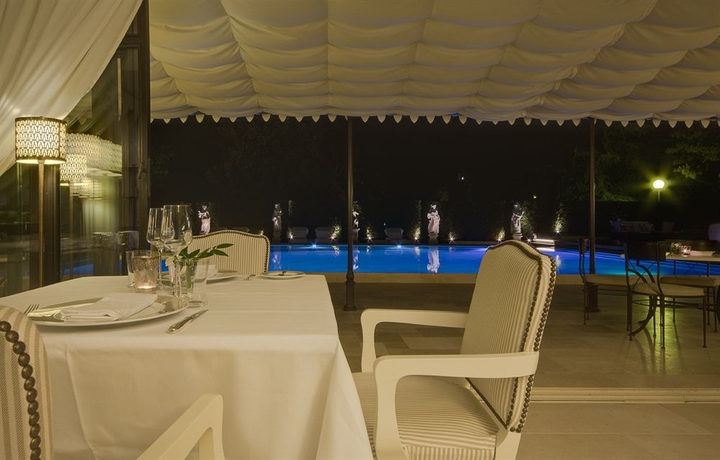 Imagen del bar/restaurante del Hotel Villa Cora. Foto 5