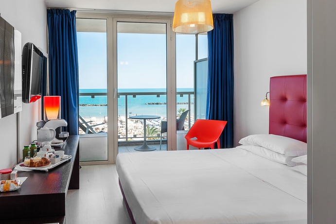 Imagen de la habitación del Hotel Villa Corallo. Foto 8