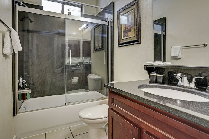 Imagen general del Hotel Villa Corporate 2 Bedroom Suite. Foto 6