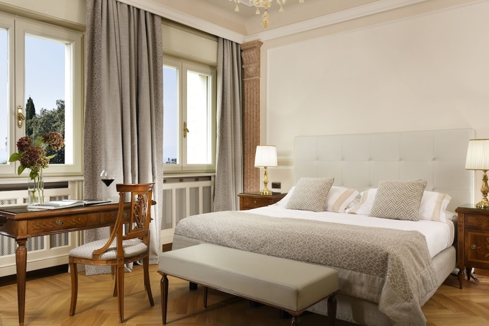 Imagen de la habitación del Hotel Villa Cortine Palace. Foto 13