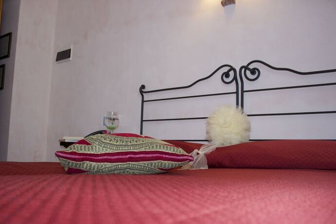 Imagen de la habitación del Hotel Villa Cosilinum. Foto 15