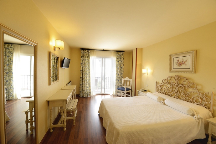 Imagen de los exteriores del Hotel Villa Covelo. Foto 13